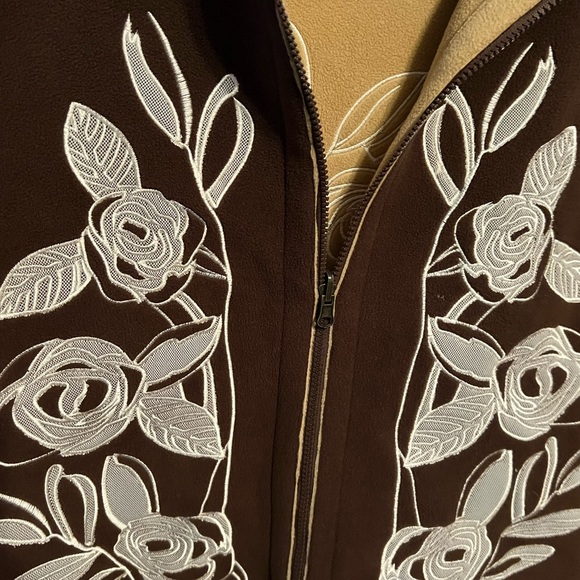 Sz L Susan Graver White Roses Embroidered Brown Light Wt Full Zip Front Jacket - Picture 5 of 6